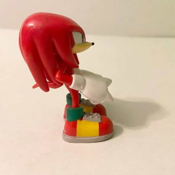 Jakks Sonic The Hedgehog Knuckles 2.5 Inch Mini Figure  Sega - Picture 6 of 12